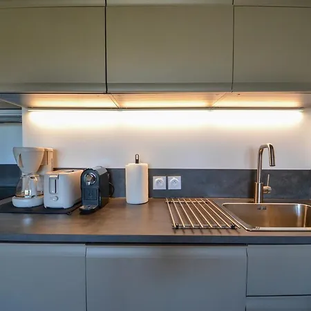 Apartament Uzes, Piscine, Climatisation, Parking Prive
