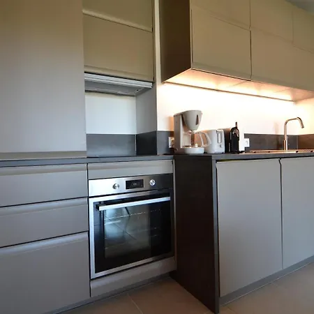 Apartament Uzes, Piscine, Climatisation, Parking Prive