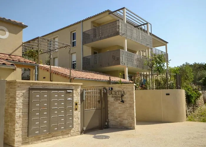 Διαμέρισμα Uzes, Piscine, Climatisation, Parking Prive Uzès